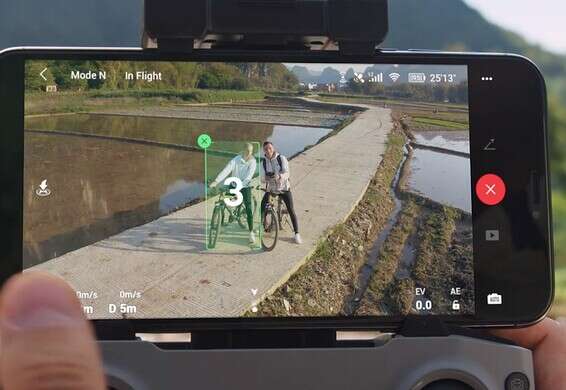 240 שעות עבודה. השלט החדש // צילום: יצרן